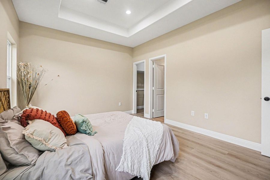 Furnished interior view inside a new home in , La Marque (Image 16).