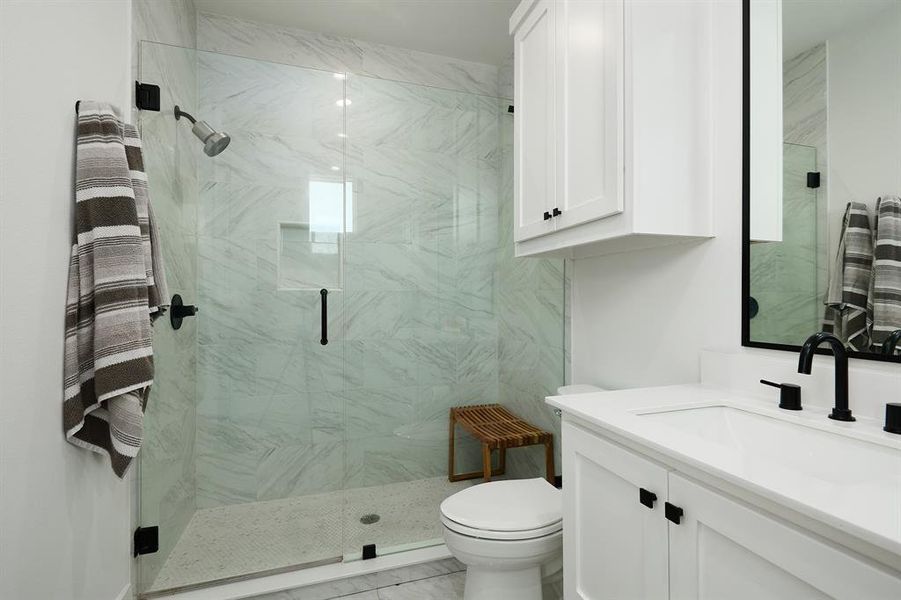 Furnished interior view inside a new home in , Dallas (Image 5).