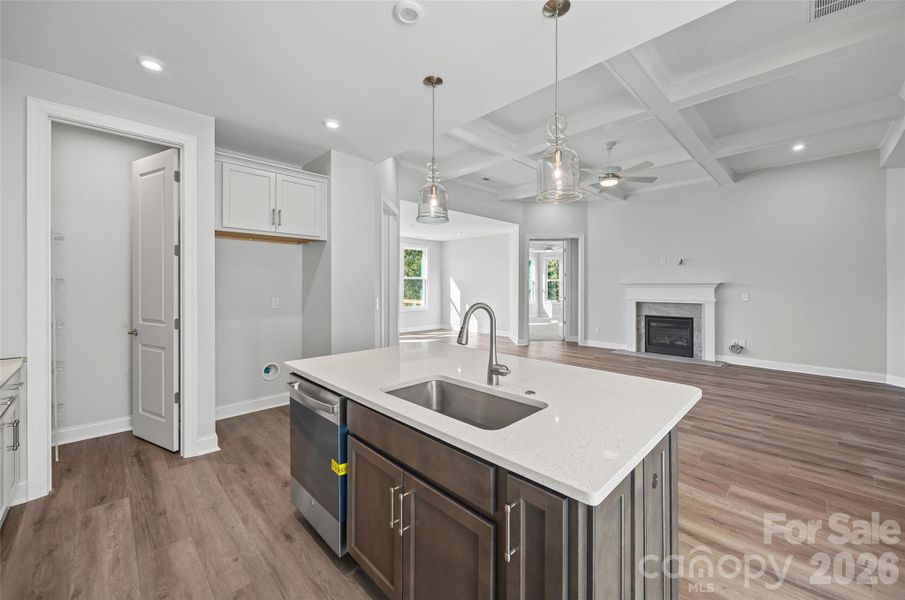 Furnished interior view inside a new home in Handsmill on Lake Wylie, York (Image 9).