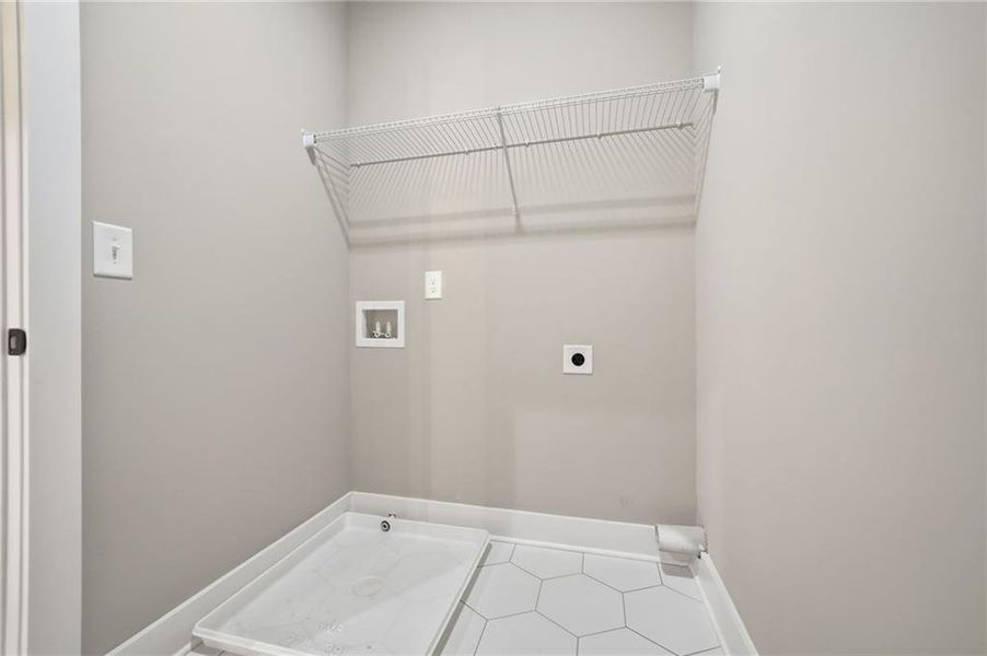 Spacious, unfurnished interior of a new home in , Canton (Image 24).