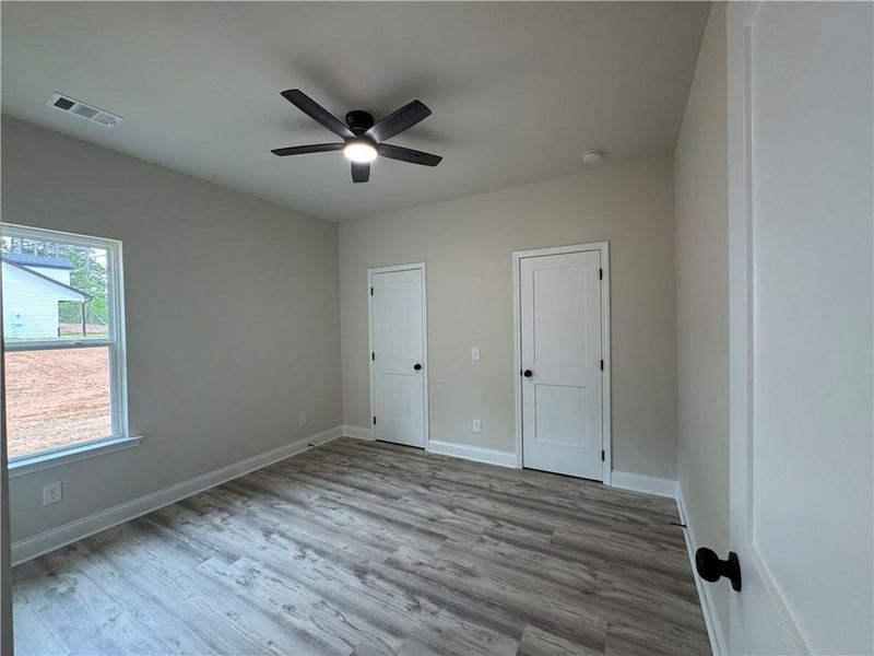 Spacious, unfurnished interior of a new home in , Toccoa (Image 8).