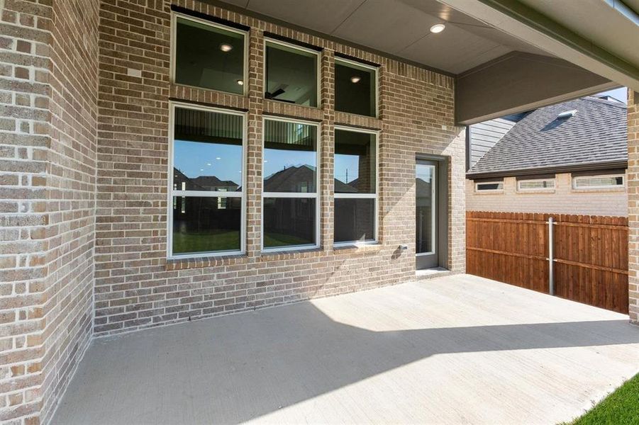 Exterior details and patio area of a home in Marine Creek Ranch, Fort Worth (Image 3).