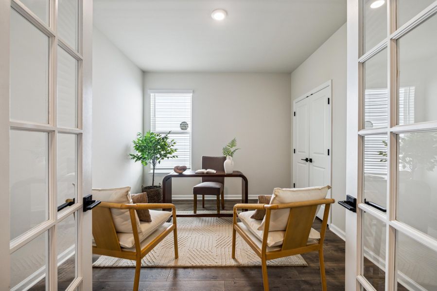 Representative furnished interior of a home built from the Juniper by Beazer Homes in The Groves of Berkeley, Moncks Corner (Image 8).