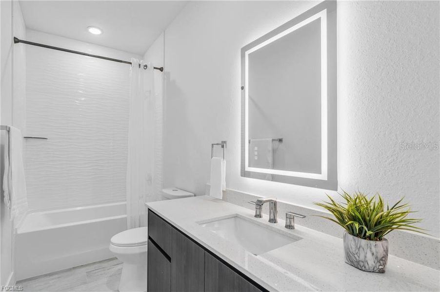Furnished interior view inside a new home in , Port Charlotte (Image 28).