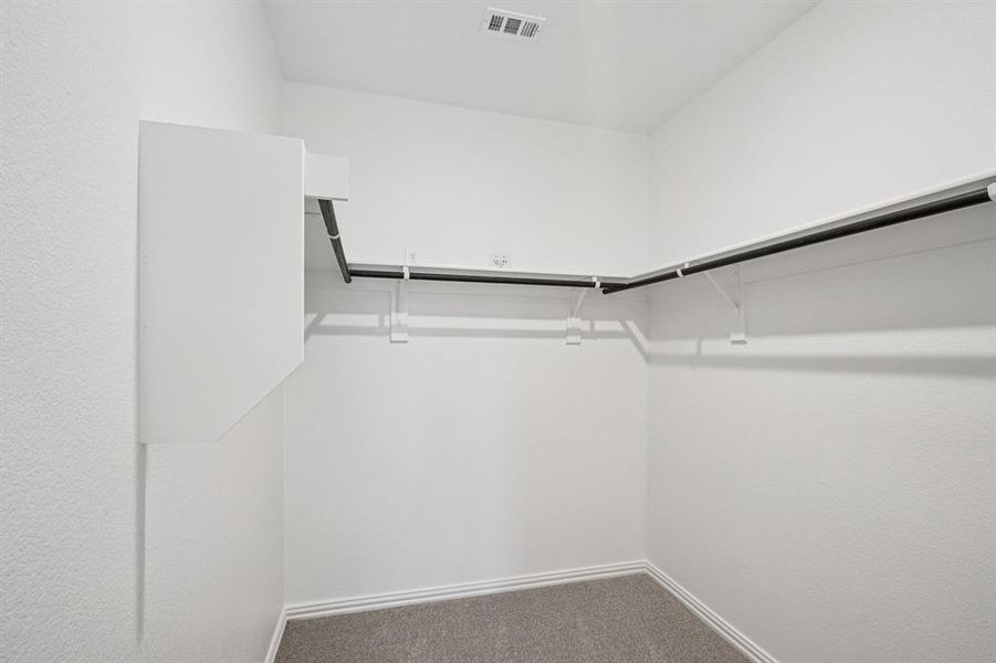 Photo is not of the actual home, but is an inspirational photo of builder’s model home and may depict options, furnishings, and/or decorator features that are not included. Photo is not of the actual home, but is an inspirational photo of builder’s model home and may depict options, furnishings, and/or decorator features that are not included.