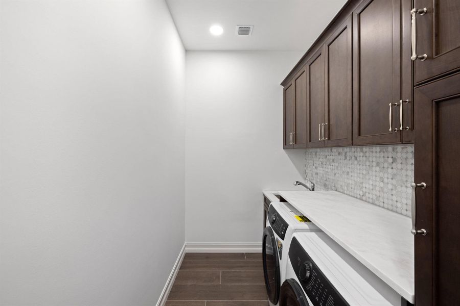 Image 42 of a home in . Image 42 of a home in .