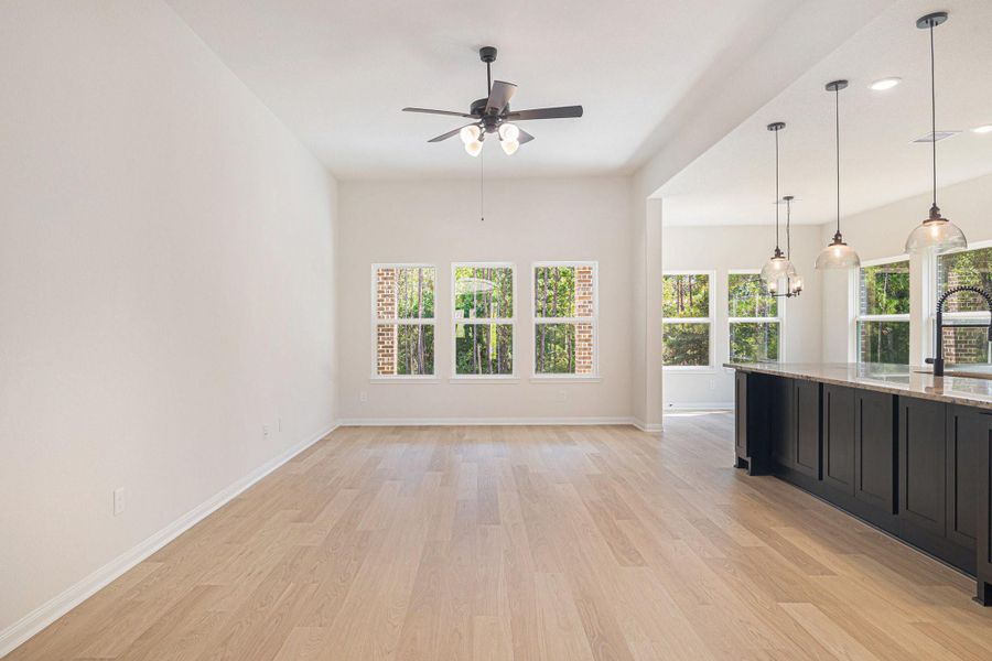 Spacious, unfurnished interior of a new home in Rose Hill Estates, Willis (Image 16).