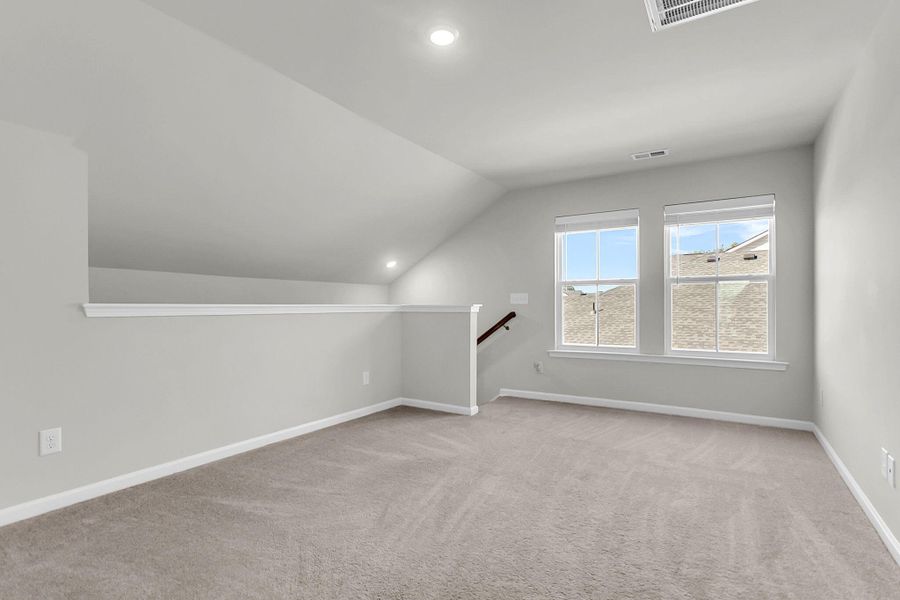 Spacious, unfurnished interior of a new home in Sweetgrass at Summers Corner: Arbor Collection, Summerville (Image 20).