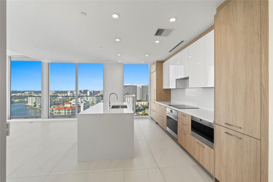 Furnished interior view inside a new home in , Fort Lauderdale (Image 12).