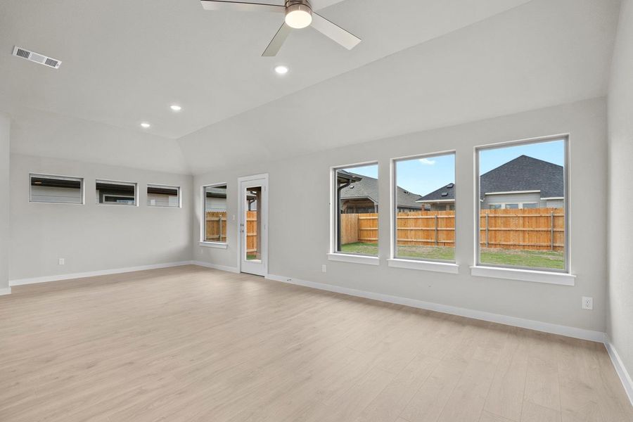 Spacious, unfurnished interior of a new home in Prairie Winds, Hutto (Image 20). Spacious, unfurnished interior of a new home in Prairie Winds, Hutto (Image 20).