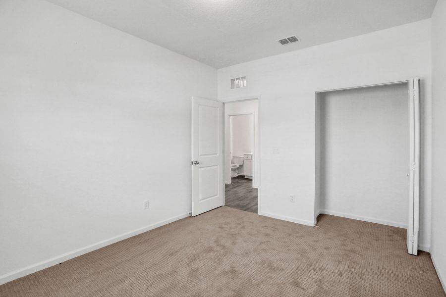 2,554sf New Home in Green Cove Springs, FL. - Slide 24 2,554sf New Home in Green Cove Springs, FL. - Slide 24