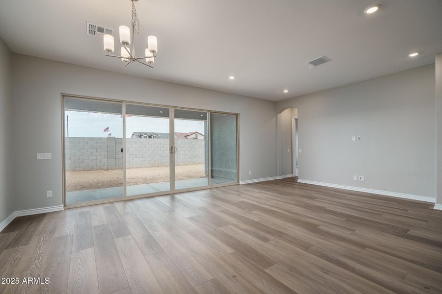 6) DINING TO GREAT ROOM