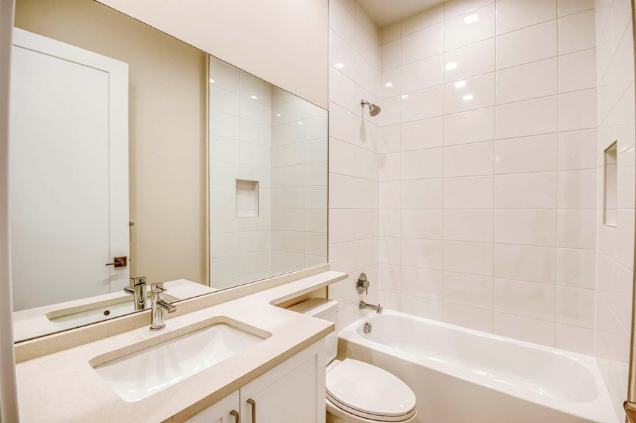 Furnished interior view inside a new home in Apex at Avenir, Palm Beach Gardens (Image 8).