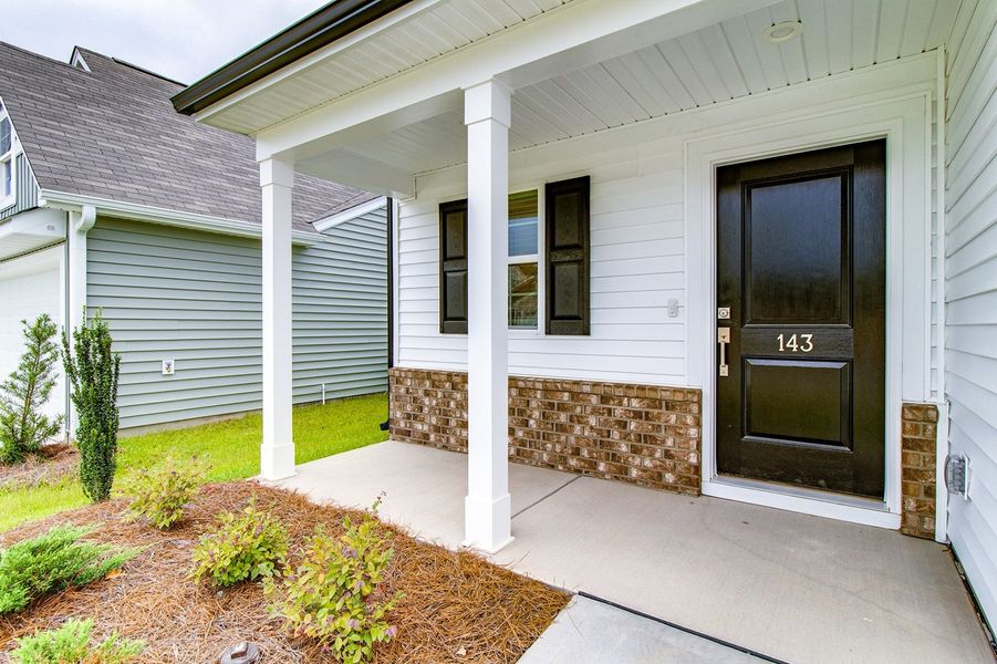 Exterior details and patio area of a home in Killians Crossing, Blythewood (Image 3).