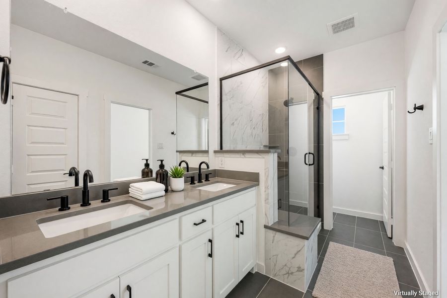 Furnished interior view inside a new home in Woodbridge Townhomes, Wylie (Image 18).