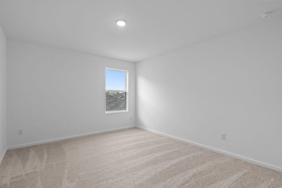 Spacious, unfurnished interior of a new home in Peppervine, Porter (Image 8).