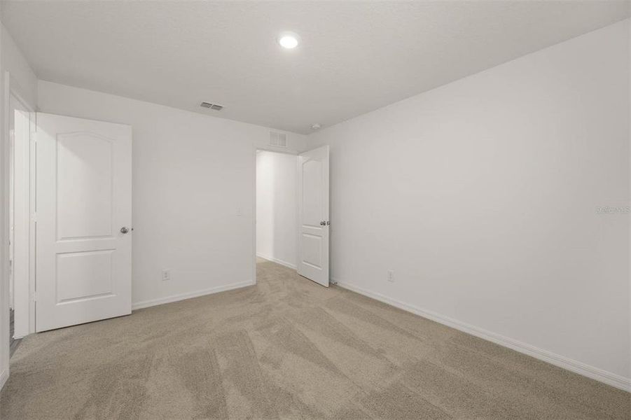 Spacious, unfurnished interior of a new home in Sol Vista, Dundee (Image 21). Spacious, unfurnished interior of a new home in Sol Vista, Dundee (Image 21).