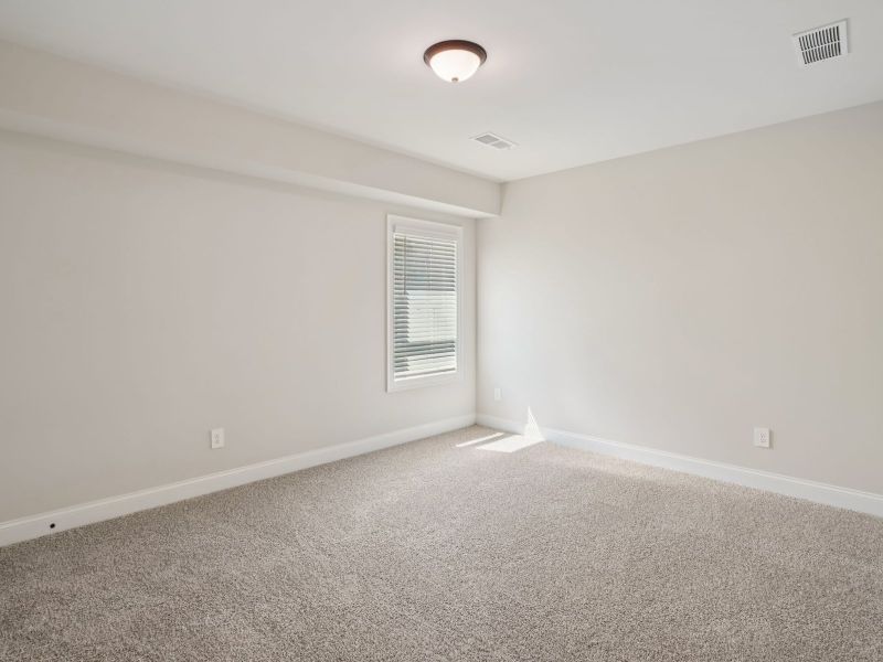 The Lexington floorplan with the Elegant Minimalism Linen interior package.