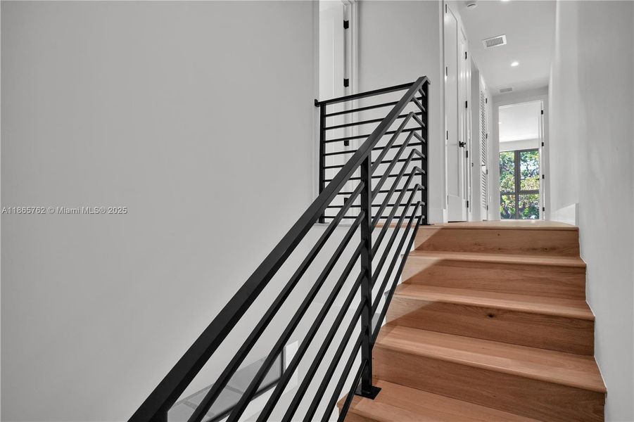 Image 24 of a home in .