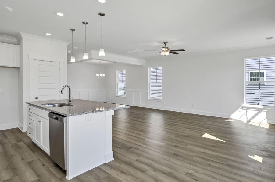 Image 40 of a home in Ashton Lakes.