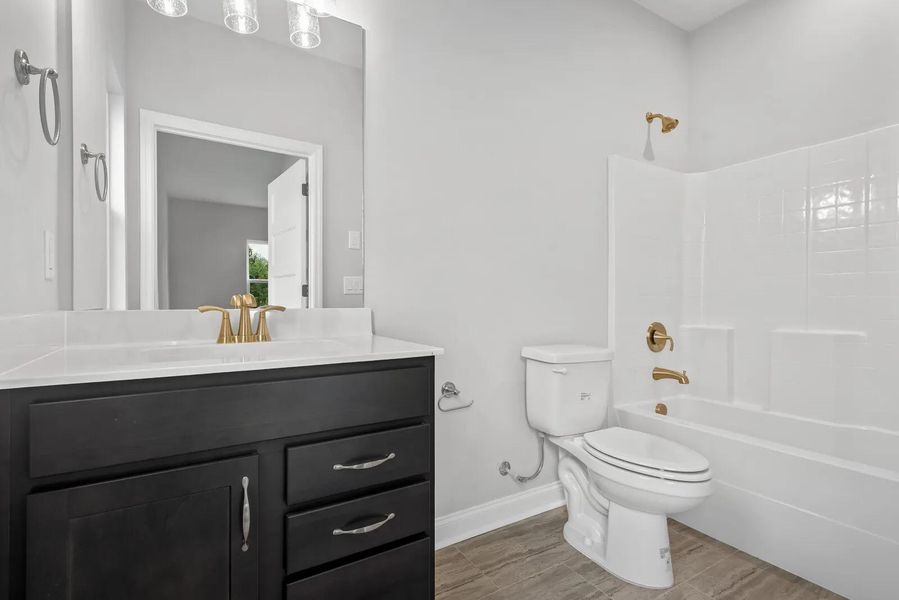 The Leighland B Bathroom