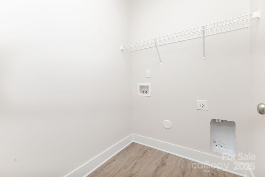 Spacious, unfurnished interior of a new home in , Mooresville (Image 20).