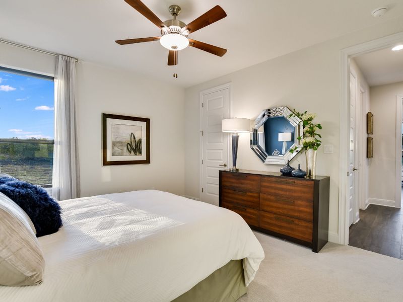 Representative furnished interior of a home built from the San Simeon I by Giddens Homes in Clearwater Ranch, Liberty Hill (Image 189).