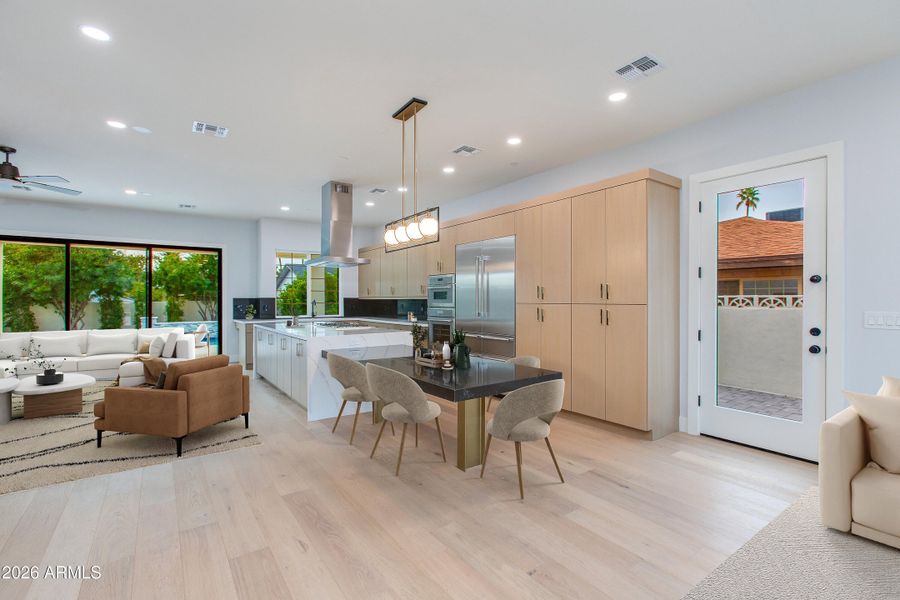 00-34th staged1 00-34th staged1