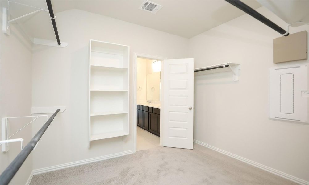 Image 8 of a home in River Ranch. Image 8 of a home in River Ranch.