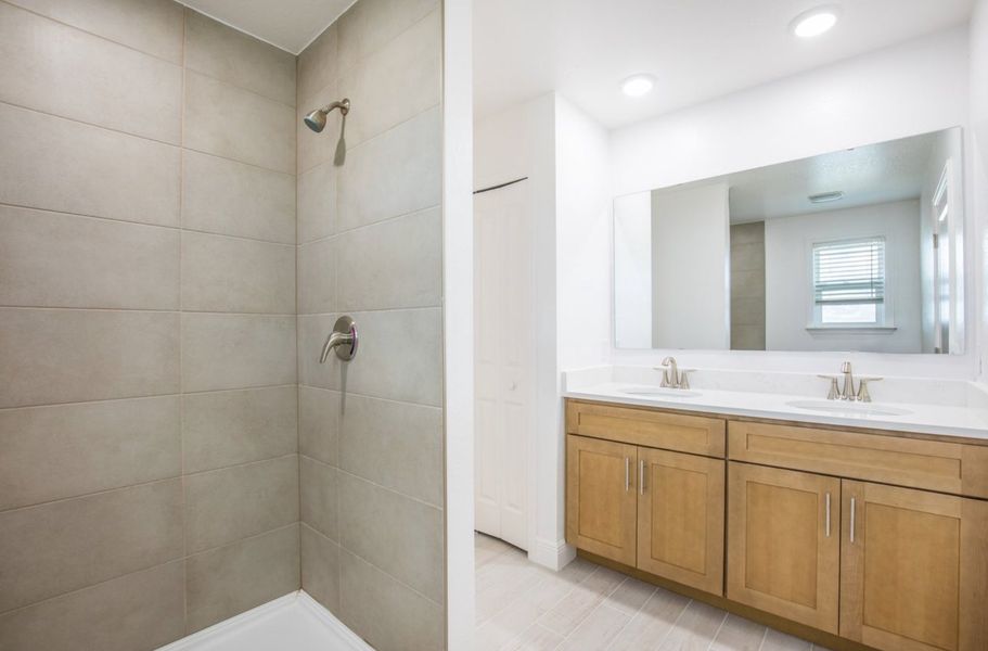 Furnished interior view inside a new home in Orchid Cove, Bokeelia (Image 3).