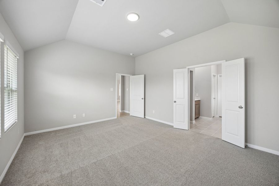 Spacious, unfurnished interior of a new home in Riviera Pines, Huffman (Image 25). Spacious, unfurnished interior of a new home in Riviera Pines, Huffman (Image 25).