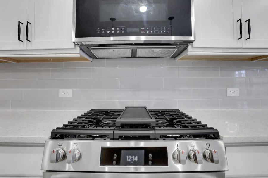 Close-up of interior finishes inside a home in Villas at Dawsonville Townhomes, Dawsonville (Image 16).