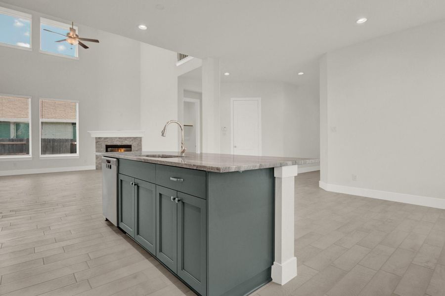 Furnished interior view inside a new home in , Katy (Image 13).