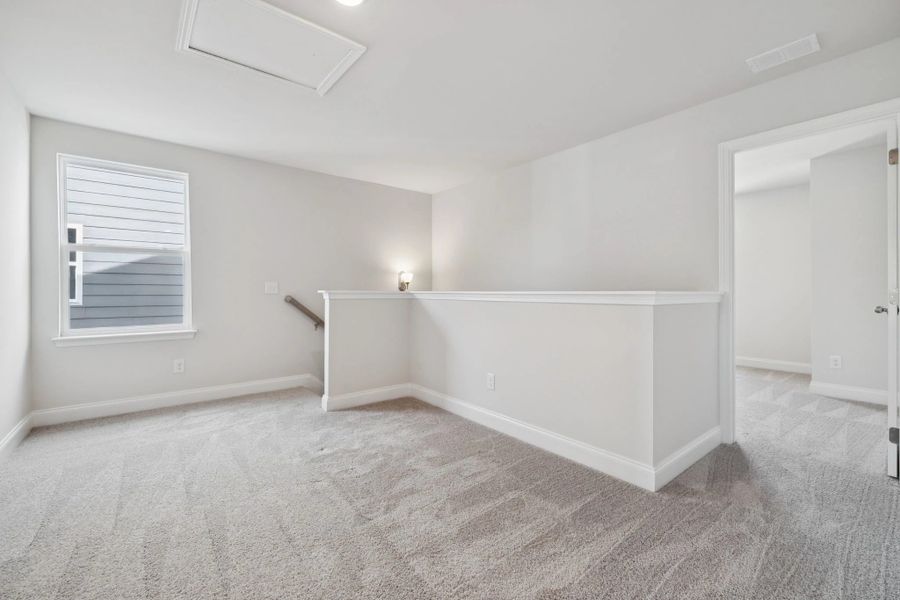 Spacious, unfurnished interior of a new home in Cades Bluff, Lebanon (Image 42).