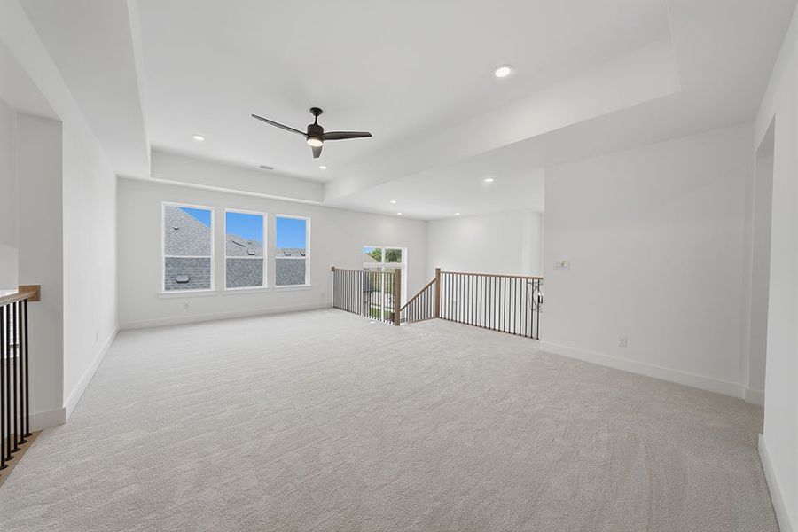 Spacious, unfurnished interior of a new home in Winding Creek, Rockwall (Image 40). Spacious, unfurnished interior of a new home in Winding Creek, Rockwall (Image 40).