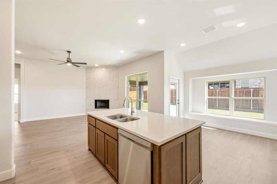 Furnished interior view inside a new home in Sunset Ridge, Alvarado (Image 14). Furnished interior view inside a new home in Sunset Ridge, Alvarado (Image 14).