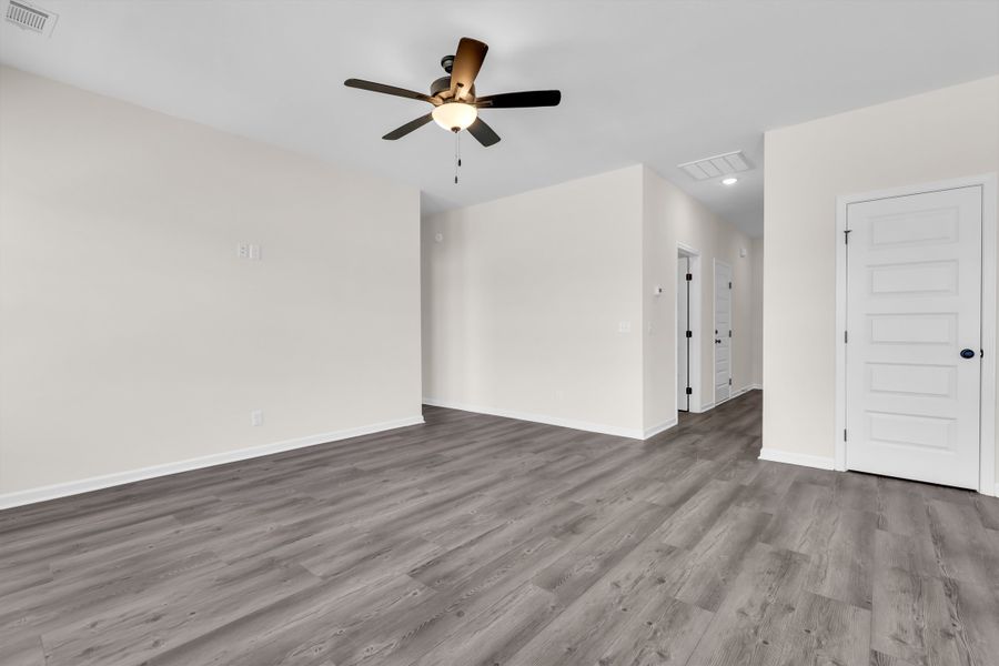 Representative unfurnished interior of a home built from the The Argyle by RTS Homes in Grand Reserve, Hinesville (Image 20).