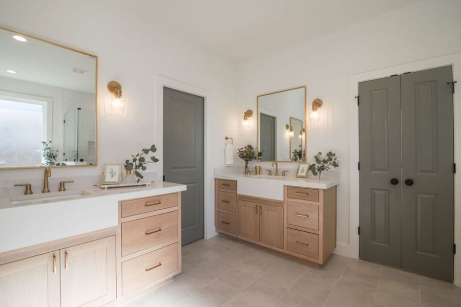 Representative furnished interior of a home built from the The Elizabeth by Reece Homes in Oakmont, Bryan (Image 17).