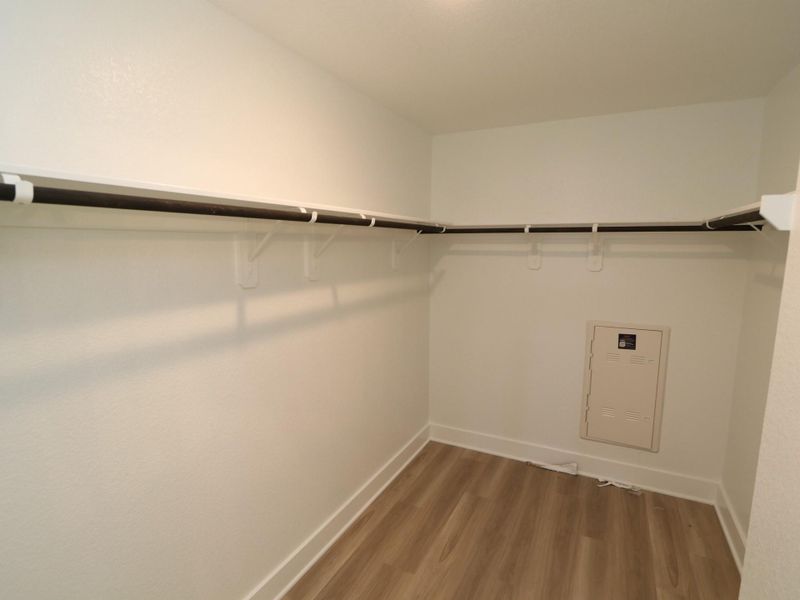 Spacious, unfurnished interior of a new home in Miller's Pond, Rosenberg (Image 7). Spacious, unfurnished interior of a new home in Miller's Pond, Rosenberg (Image 7).