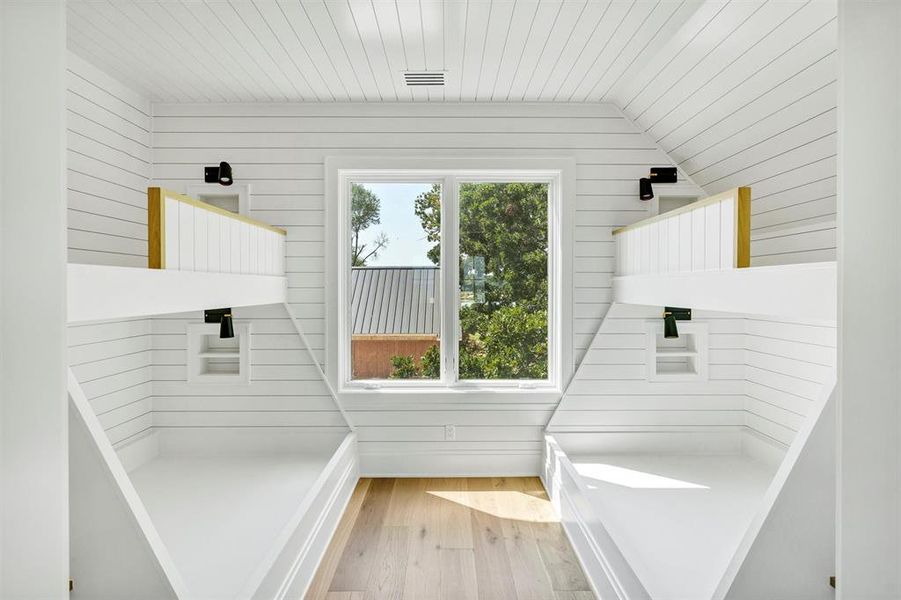 Image 35 of a home in . Image 35 of a home in .