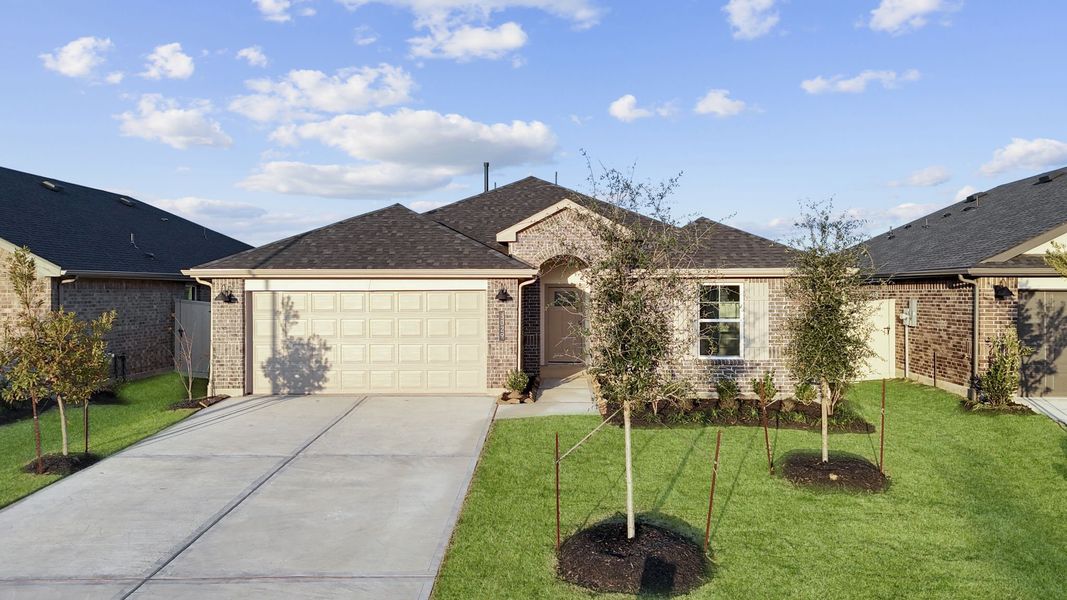 Representative exterior photo of a completed home built from the Huntsville by D.R. Horton in Westland Ranch 50' Homesites, League City, TX (Image 2).