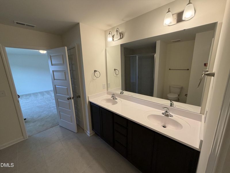 25_beyc69e01978041f4