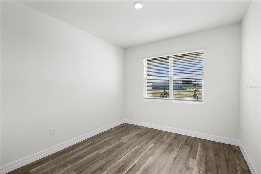 Spacious, unfurnished interior of a new home in , Winter Haven (Image 19).