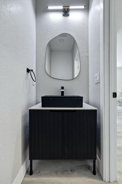 Image 38 of a home in .