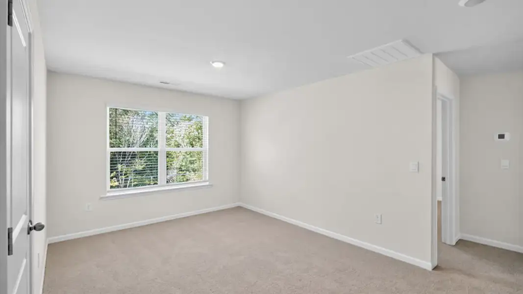 Spacious, unfurnished interior of a new home in Mangum Farms, Stem (Image 23).