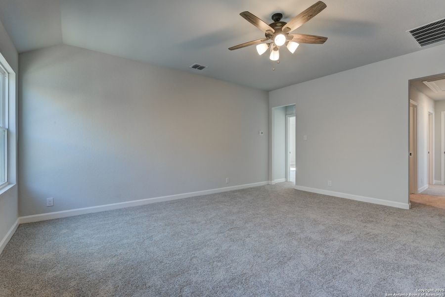 Spacious, unfurnished interior of a new home in Cordova Trails, Seguin (Image 28). Spacious, unfurnished interior of a new home in Cordova Trails, Seguin (Image 28).