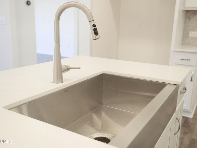 013DA743-1768-45A1-B265-CDFA29442D94_1_2 013DA743-1768-45A1-B265-CDFA29442D94_1_2