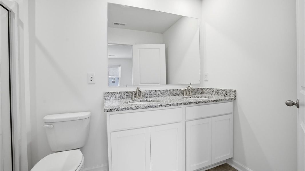Furnished interior view inside a new home in Cherokee Crossing, Kodak (Image 8).