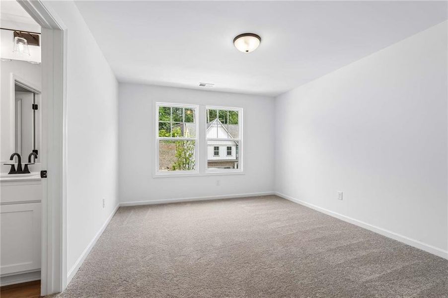 Spacious, unfurnished interior of a new home in Arbors at Richland Creek, Buford (Image 19). Spacious, unfurnished interior of a new home in Arbors at Richland Creek, Buford (Image 19).