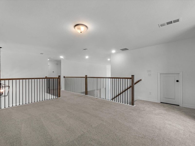 Spacious, unfurnished interior of a new home in Austin Point, Richmond (Image 22).